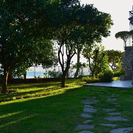I Pini Apartment Recco
